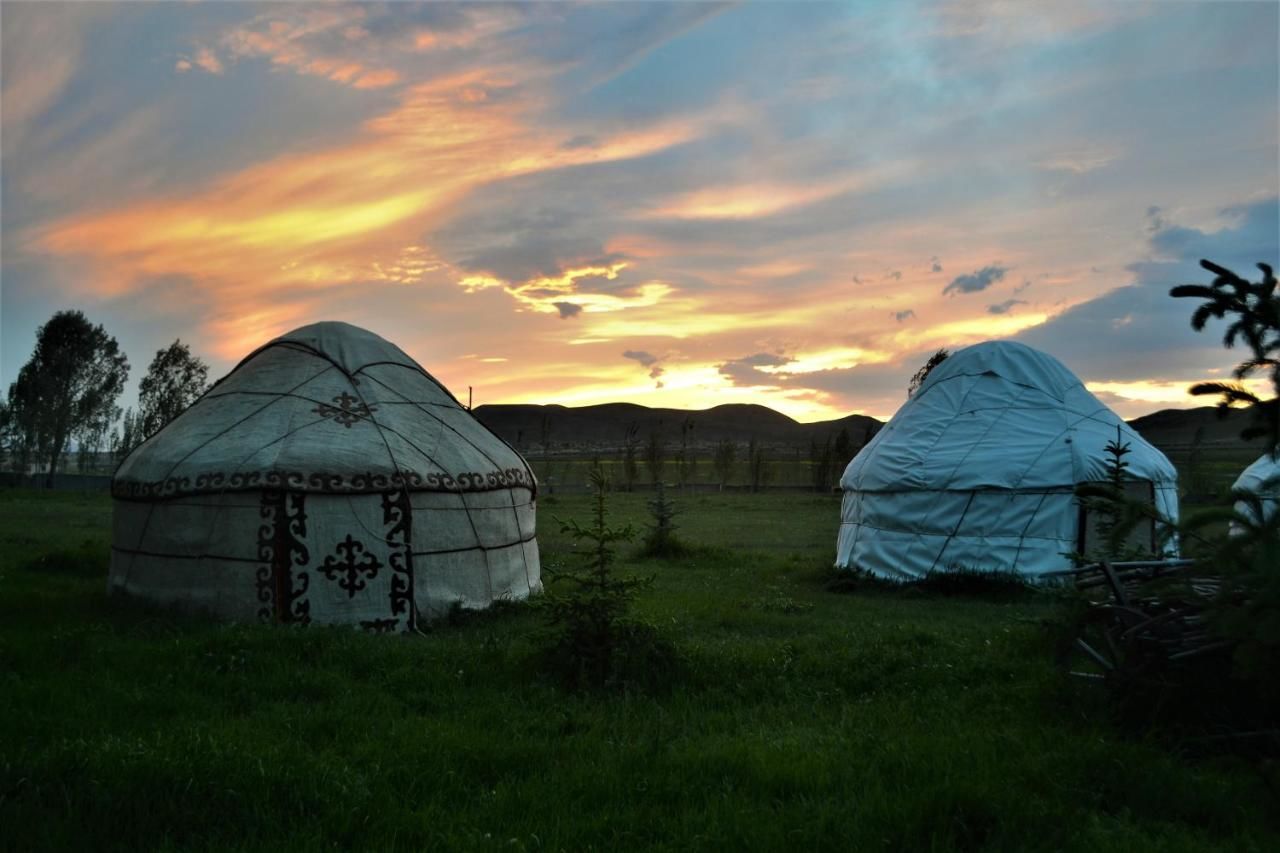 Кемпинги Jaichy Yurt Camp Këk-Say-15